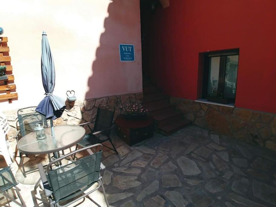 La Buhardilla. Aparcamiento Exterior Privado Apartment Teruel Bagian luar foto