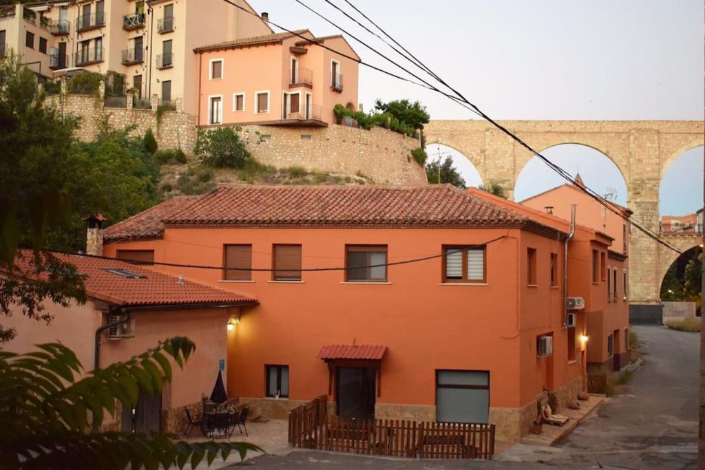 La Buhardilla. Aparcamiento Exterior Privado Apartment Teruel Bagian luar foto