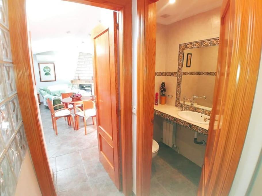 La Buhardilla. Aparcamiento Exterior Privado Apartment Teruel Bagian luar foto