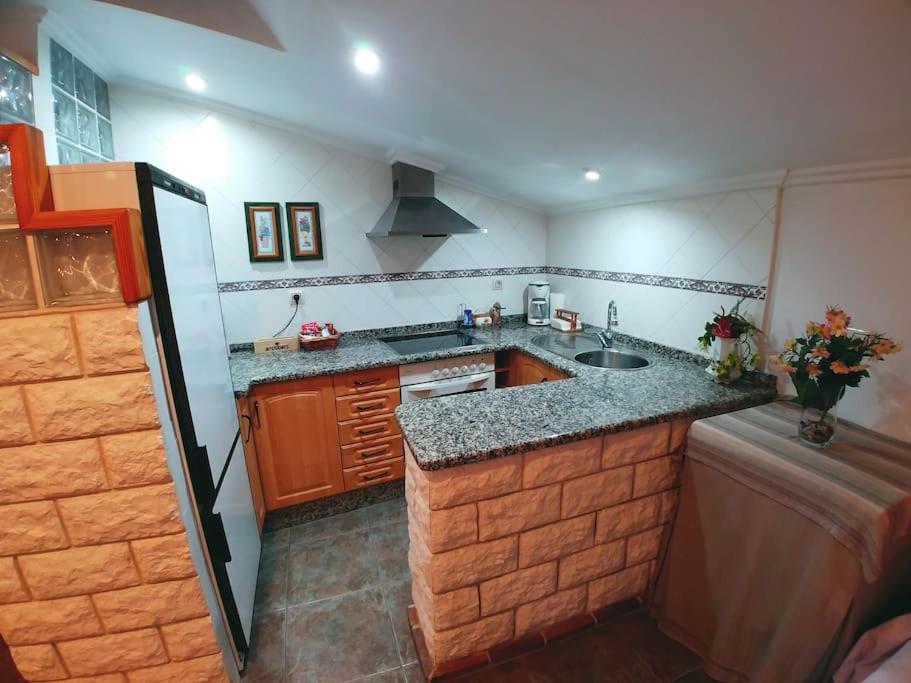 La Buhardilla. Aparcamiento Exterior Privado Apartment Teruel Bagian luar foto